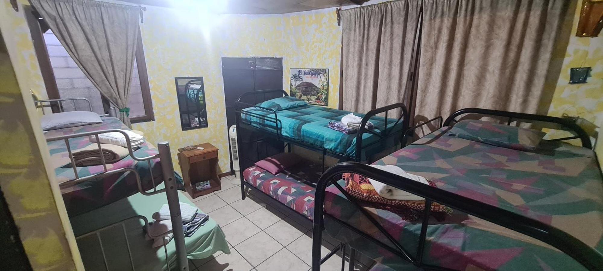 Hostal Dona Mercedes Juayúa Εξωτερικό φωτογραφία